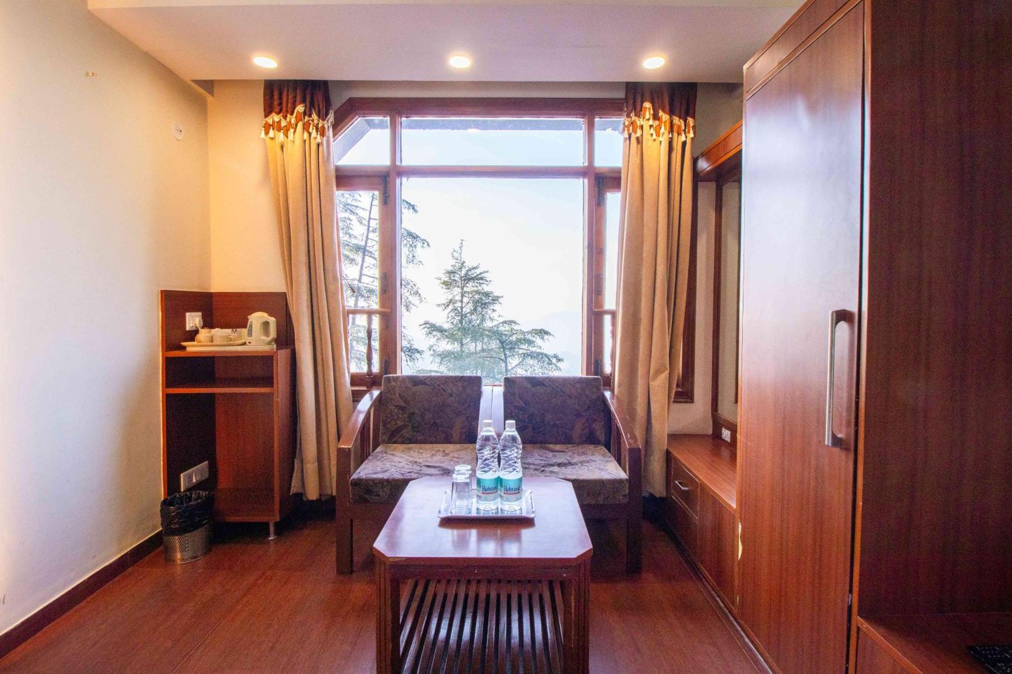 Treebo Varuna With Mountain View ชิมลา ภายนอก รูปภาพ